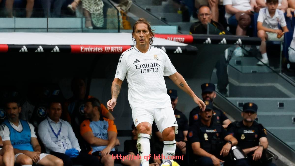 华体会hth-英超足球队的历史沿革及其竞争优势解读